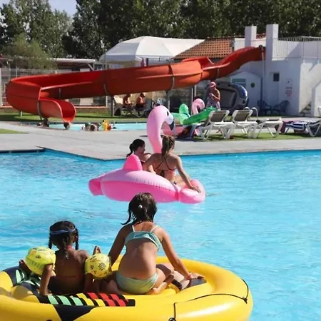 Camping 4 Etoiles - Piscine - Efchah Campsite Villeneuve-en-Retz